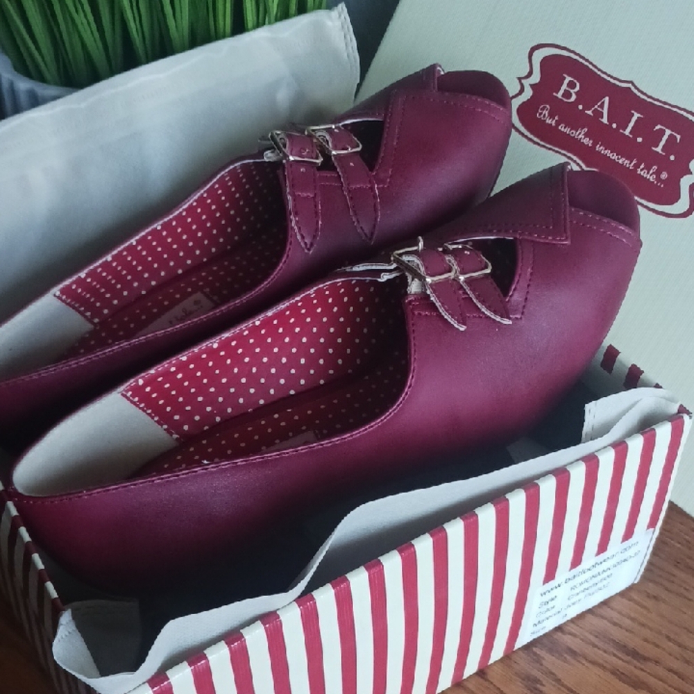 Red Heels with Elegant Design and Rounded Toe Like New Condition